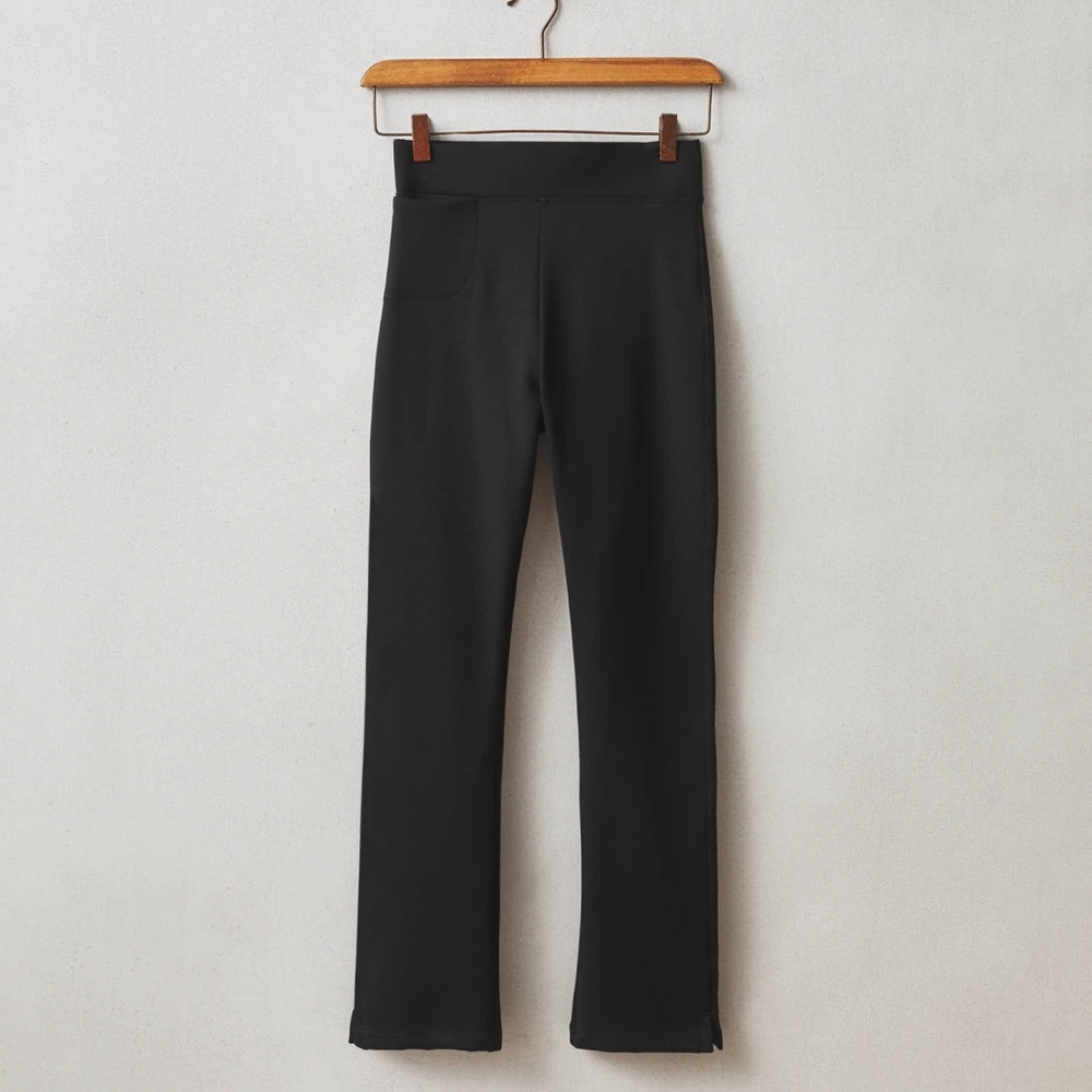 Brand New PONTE KICK FLARE PANT Size 4 Super Black